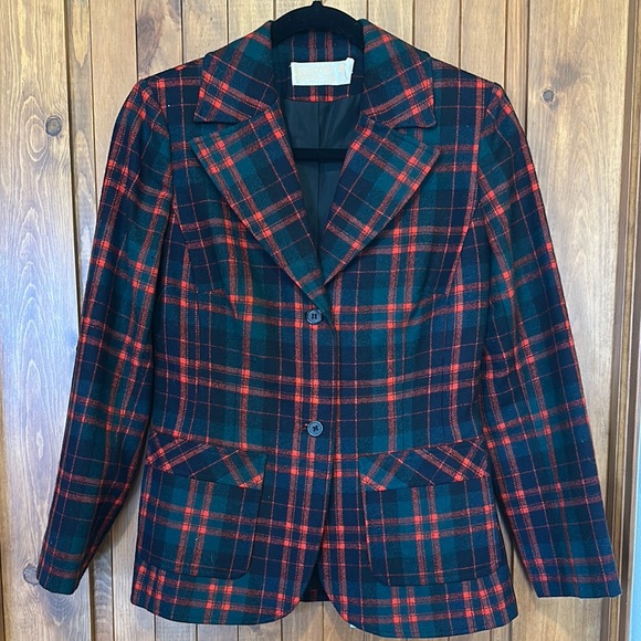 Pendleton Red and Black Plaid Blazer - Picture 5 of 11